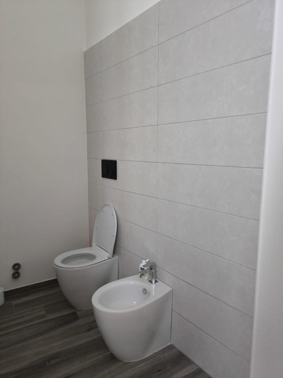 La Casa Rossa Lägenhet Brindisi Exteriör bild